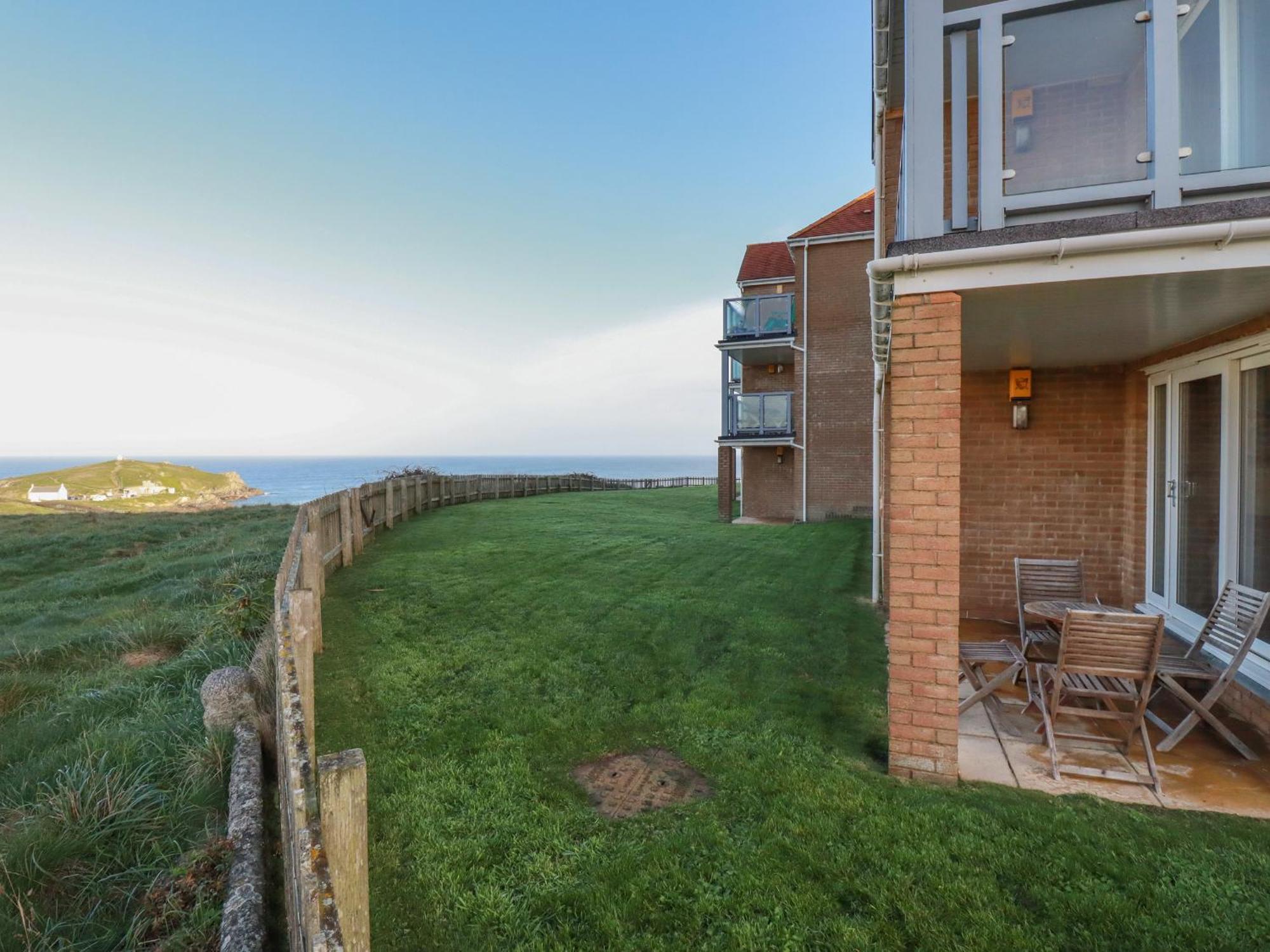 9 Headland Point Διαμέρισμα New Quay Εξωτερικό φωτογραφία
